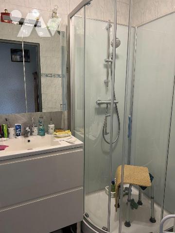 Appartement à Vendre à Troyes (10000) en Aube (10)

Nous vous proposons cet appartement de 49...