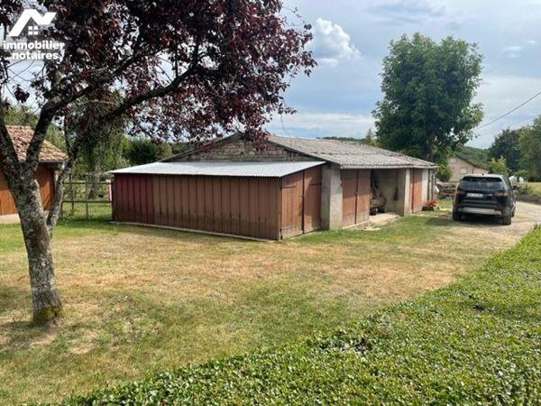 A VENDRE FERME CORPS DE FERME AILLEVILLERS-ET-LYAUMONT Haute-Saône 70