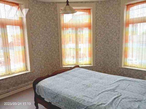 Maison avec charme semi-individuelle de 4-5 pièces, 94 m2 + annexes