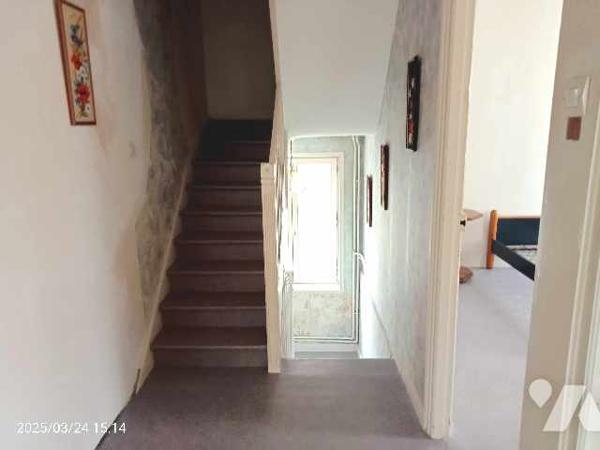 Maison avec charme semi-individuelle de 4-5 pièces, 94 m2 + annexes