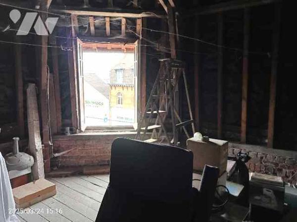 Maison avec charme semi-individuelle de 4-5 pièces, 94 m2 + annexes