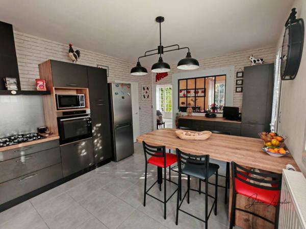 Maison à vendre 5 pièces de 126 m²