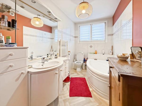 Dept de la Vienne (86) Maison à vendre 5 pièces CHATELLERAULT (86)