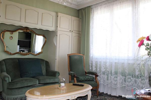 Maison proche centre-ville d'Ernée