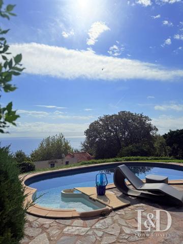 villa climatisée avec dependance et piscine