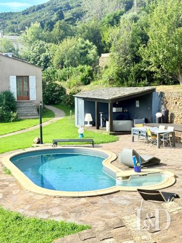 villa climatisée avec dependance et piscine