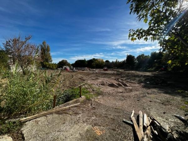 Dpt Hérault (34), à vendre JUVIGNAC terrain à Bâtir de 624 m2, viabilisé, borné, piscinable.