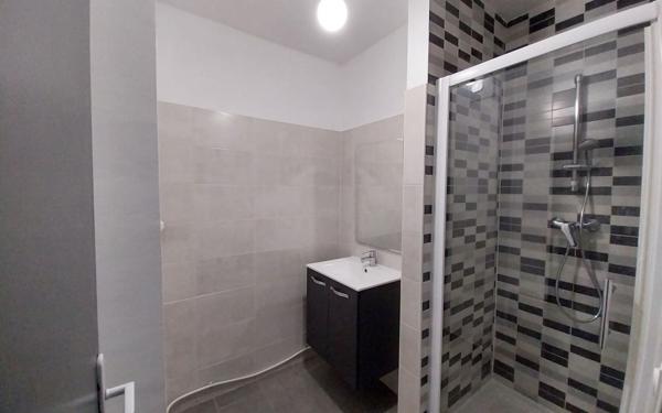 Appartement à louer    3 pièces •  Béziers