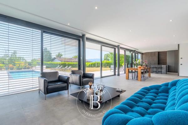 Messery, Maison 5 Chambres -  231 m² à vendre