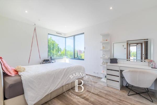 Messery, Maison 5 Chambres -  231 m² à vendre
