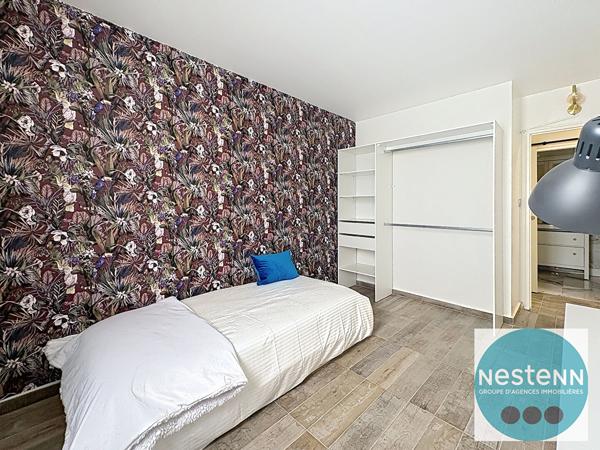 Appartement 5 pièces à vendre au dernier étage à La Source -