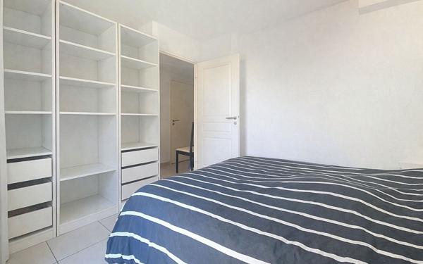 Appartement à vendre    2 pièces • 43 m2 Saint-Laurent-du-Var