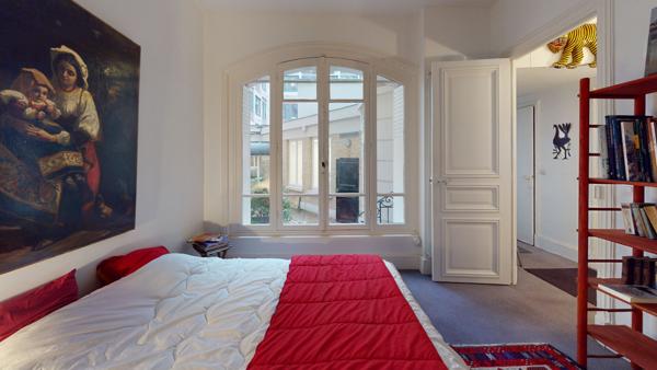 Appartement Paris 8eme  2 pièce(s) 65 m2 AVENUE DE MESSINE - 115m²  DE CAVES