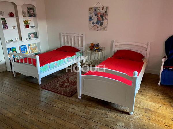 Grande et Belle demeure avec piscine proche des commerces