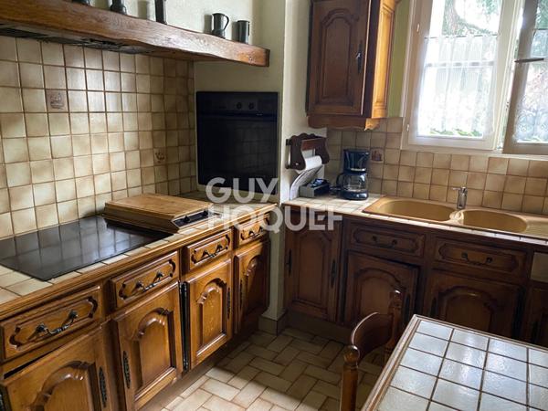 Grande et Belle demeure avec piscine proche des commerces