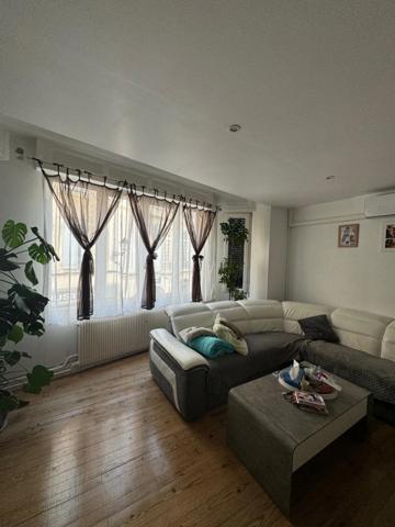 Immeuble en Plein Centre-Ville d’Agen : Idéal Investisseurs !