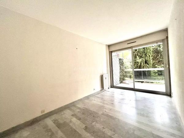 Vente Appartement 3 pièces 81 m2 à Antibes