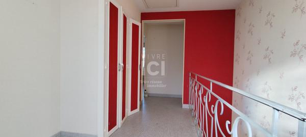 Orvault-Bourg , À vendre, maison de plus de 140 m² habitables avec dépendances et potentiel exceptionnel.