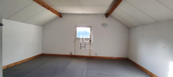 Orvault-Bourg , À vendre, maison de plus de 140 m² habitables avec dépendances et potentiel exceptionnel.