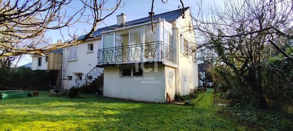 Orvault-Bourg , À vendre, maison de plus de 140 m² habitables avec dépendances et potentiel exceptionnel.