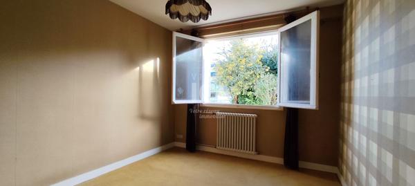 Orvault-Bourg , À vendre, maison de plus de 140 m² habitables avec dépendances et potentiel exceptionnel.