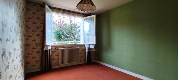 Orvault-Bourg , À vendre, maison de plus de 140 m² habitables avec dépendances et potentiel exceptionnel.