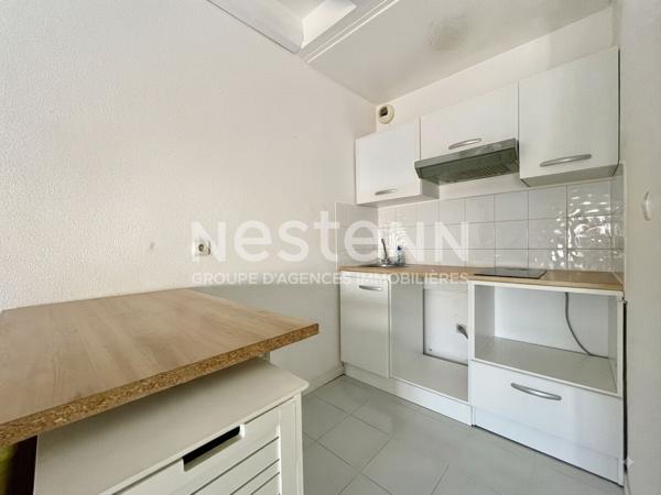 Appartement Talence 2 pièces duplex 42m2 parking résidence sécurisée proximité immédiate tramway ligne B Roustaing