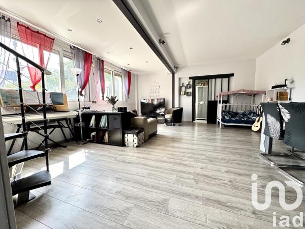 Maison traditionnelle 4 pièces de 104 m² à Nanterre (92000)
