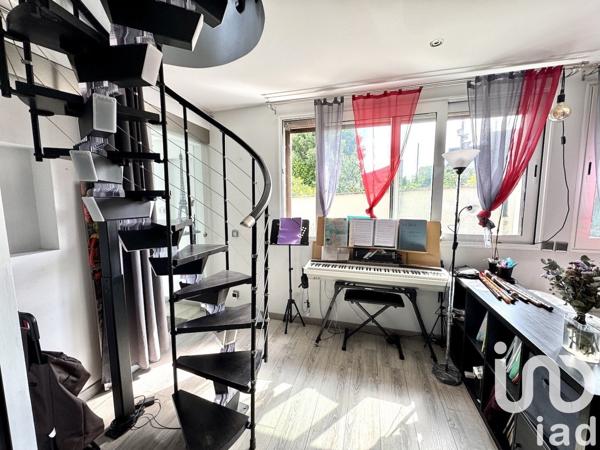 Maison traditionnelle 4 pièces de 104 m² à Nanterre (92000)