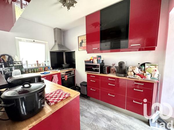 Maison traditionnelle 4 pièces de 104 m² à Nanterre (92000)