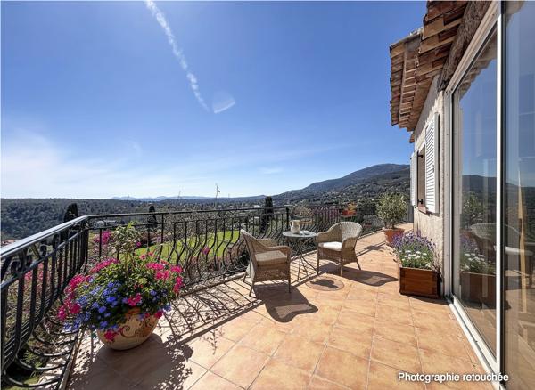 Maison à vendre à Vence avec vue mer  exceptionelle