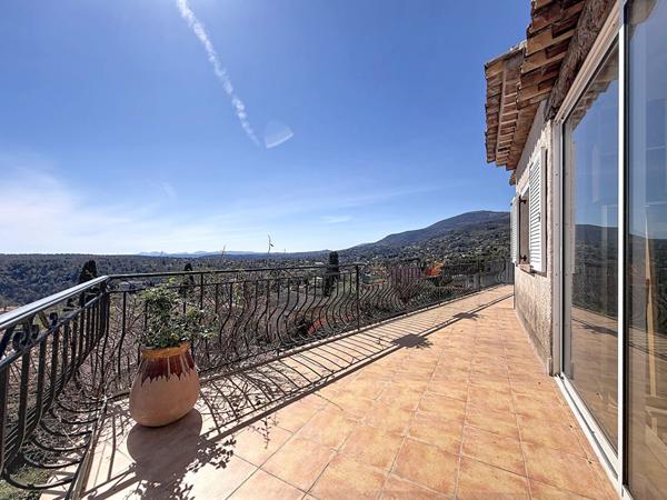 Maison à vendre à Vence avec vue mer  exceptionelle