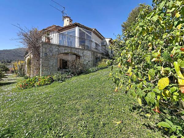Maison à vendre à Vence avec vue mer  exceptionelle