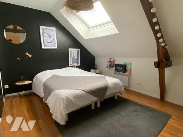 MAISON D'HABITATION TYPE LONGERE AVEC PISCINE