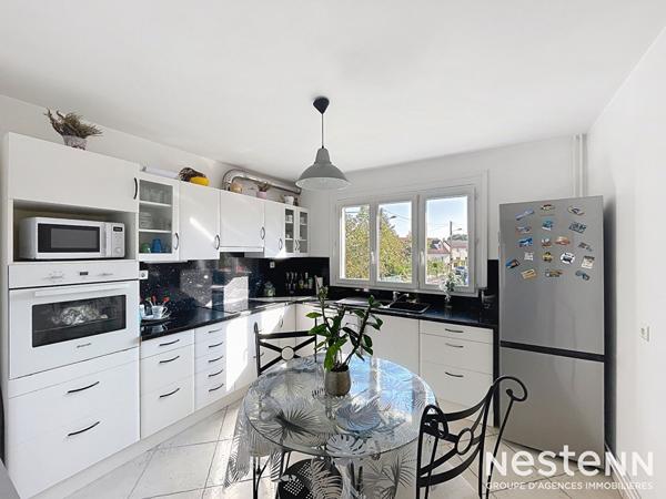 Secteur recherché de Dammarie-les-Lys - Belle maison familiale rénovée - 6 chambres - Sous-sol total - Proche toutes commodités