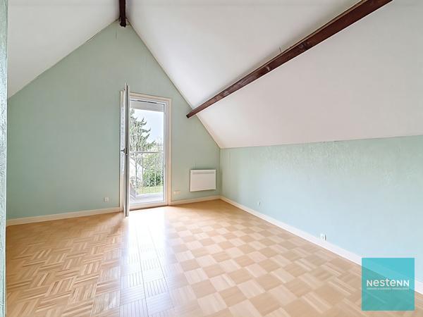 Maison mitoyenne à Saint Germain Laval - 4 chambres, garage et jardin