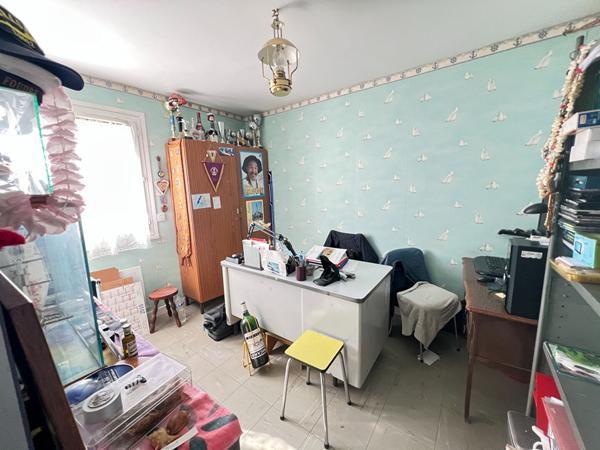 Maison mitoyenne à Saint Germain Laval - 4 chambres, garage et jardin