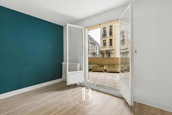 Paris 7ème, Appartement 3 Chambres -  74 m² à vendre