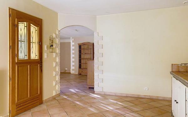 Maison à vendre    4 pièces • 130 m2 Sorgues