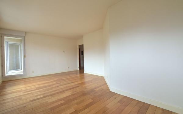 Appartement à louer    2 pièces •  Saint-Priest