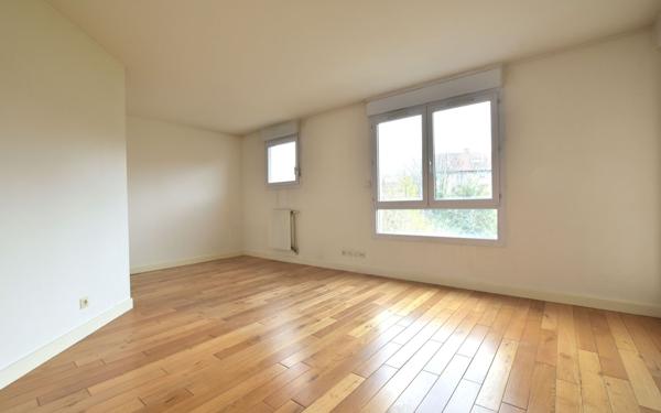 Appartement à louer    2 pièces •  Saint-Priest