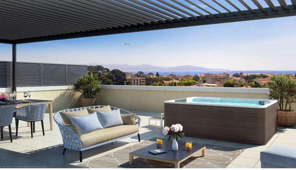 Appartement  4 pièces , dernier étage de 798,50m2 , terrasse de 37 M2