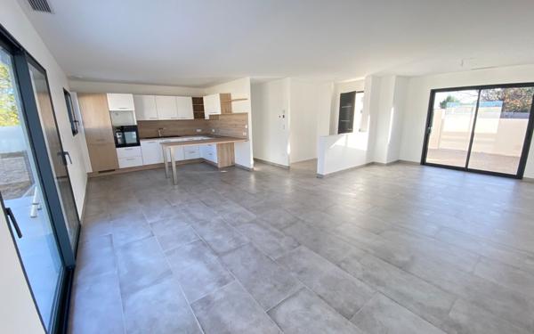 Maison à vendre    5 pièces •  Montbeton