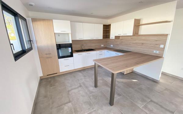 Maison à vendre    5 pièces •  Montbeton