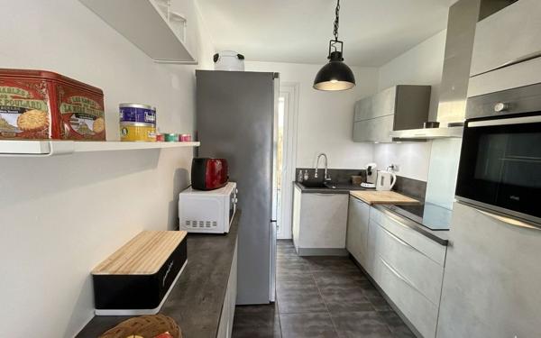 Appartement à vendre    3 pièces •  Nîmes