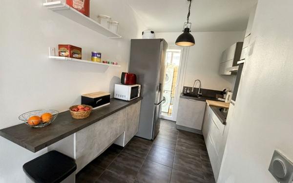 Appartement à vendre    3 pièces •  Nîmes