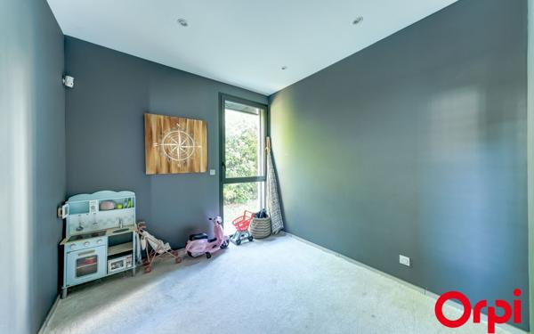 Maison à vendre    5 pièces • 179,22 m2 Caluire-et-Cuire
