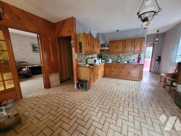 CHANGE - MAISON EN PIERRE