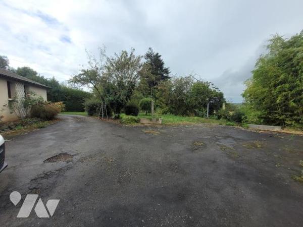 CHANGE - MAISON EN PIERRE