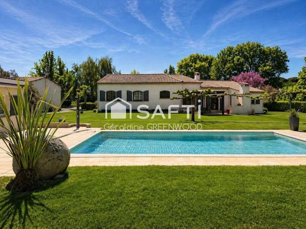 MAISON AUTHENTIQUE TRADITIONNELLE DE PLAIN-PIED AVEC PISCINE SUR 1HA DE TERRAIN AGRICOLE